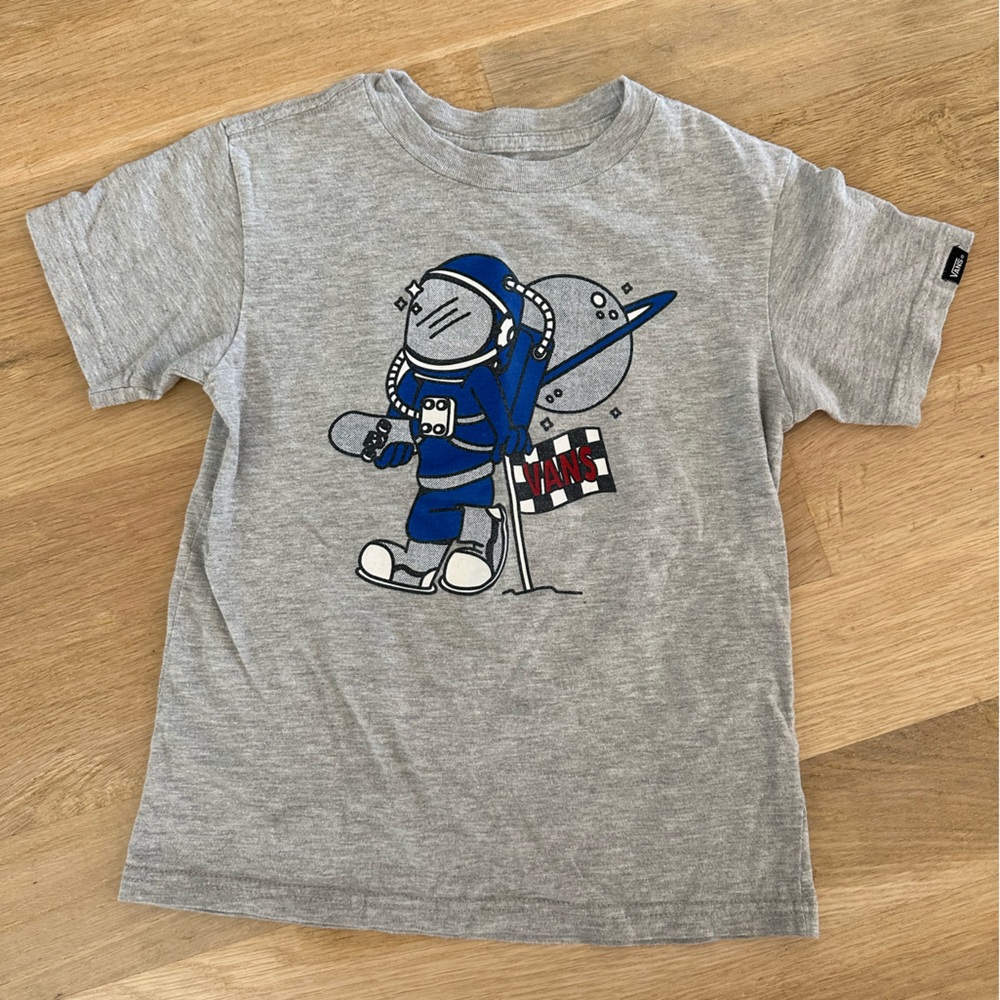 Vans Tee Size 4 / S Skateboarding Astronaut Boys T-shirt Kids